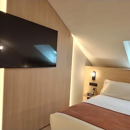 Aparthotel Atenea Calabria Barcelona Exterior photo