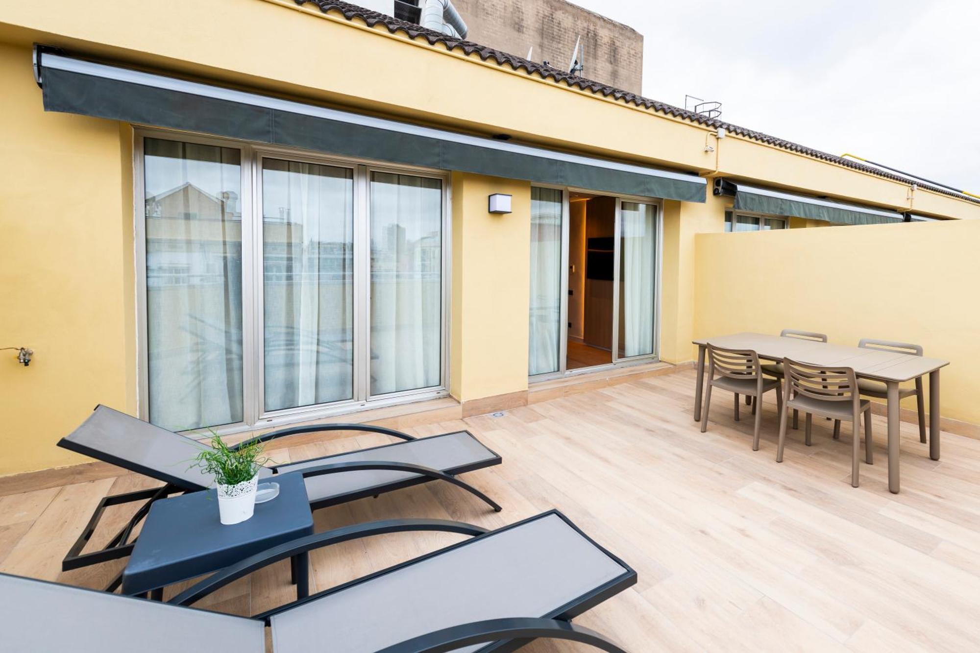 Aparthotel Atenea Calabria Barcellona